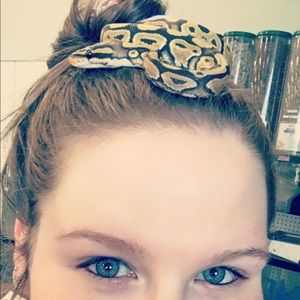 Meet your Posher, Debra